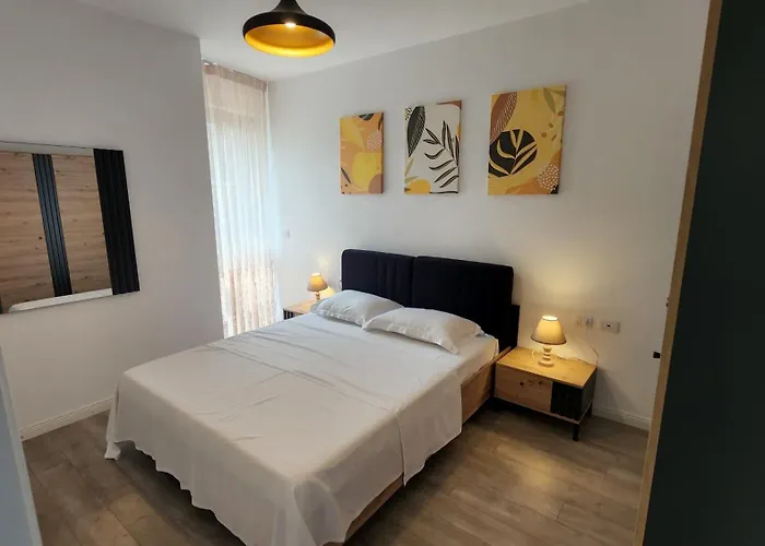 Kalpazo 21 Apartment